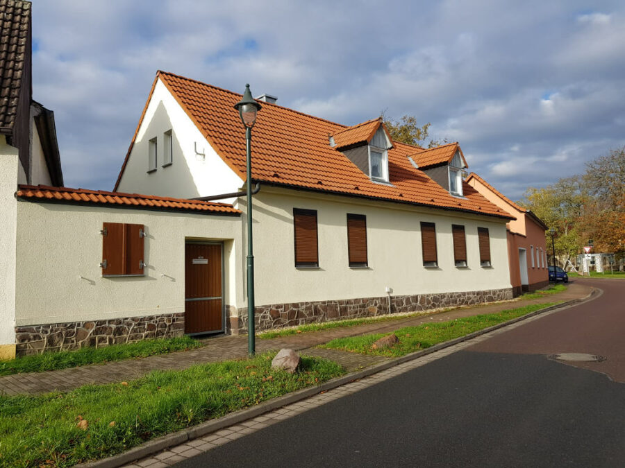 Landsberg OT Niemberg: Einfamilienhaus mit Nebengelass, 06188 Landsberg OT Niemberg, Einfamilienhaus