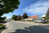 Halle-Lettin: Einfamilienhaus mit viel Nebengelass, Hofzufahrt und Garage - Bild1