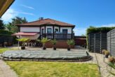 Landsberg: Einfamilienhaus-Bungalow mit Pool und Doppel-Carport - Bild1